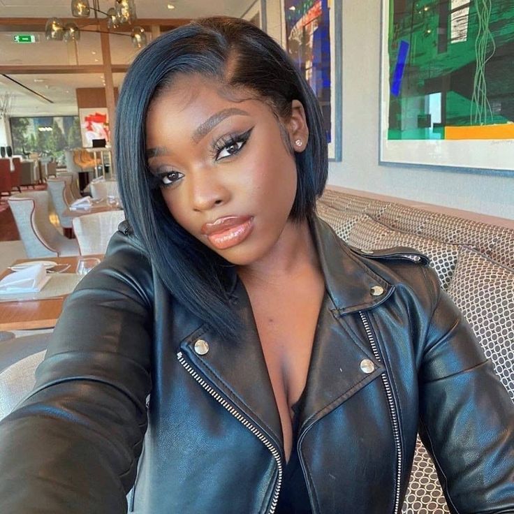 Bob Wig Straight Bob Frontal Wigs Human Hair Natural Black Short Cut Wigs Soft & Manageable